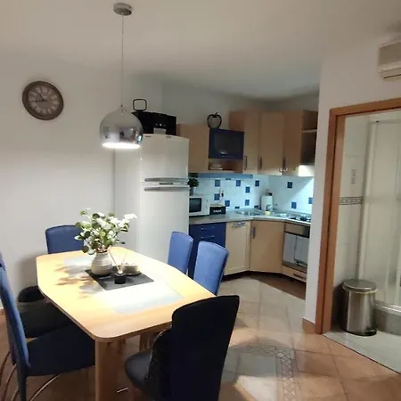 Daire Tartini Square House Fergo *