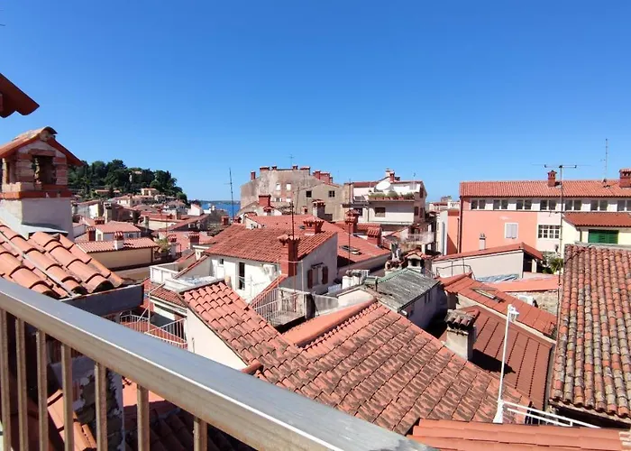 Tartini Square House Fergo